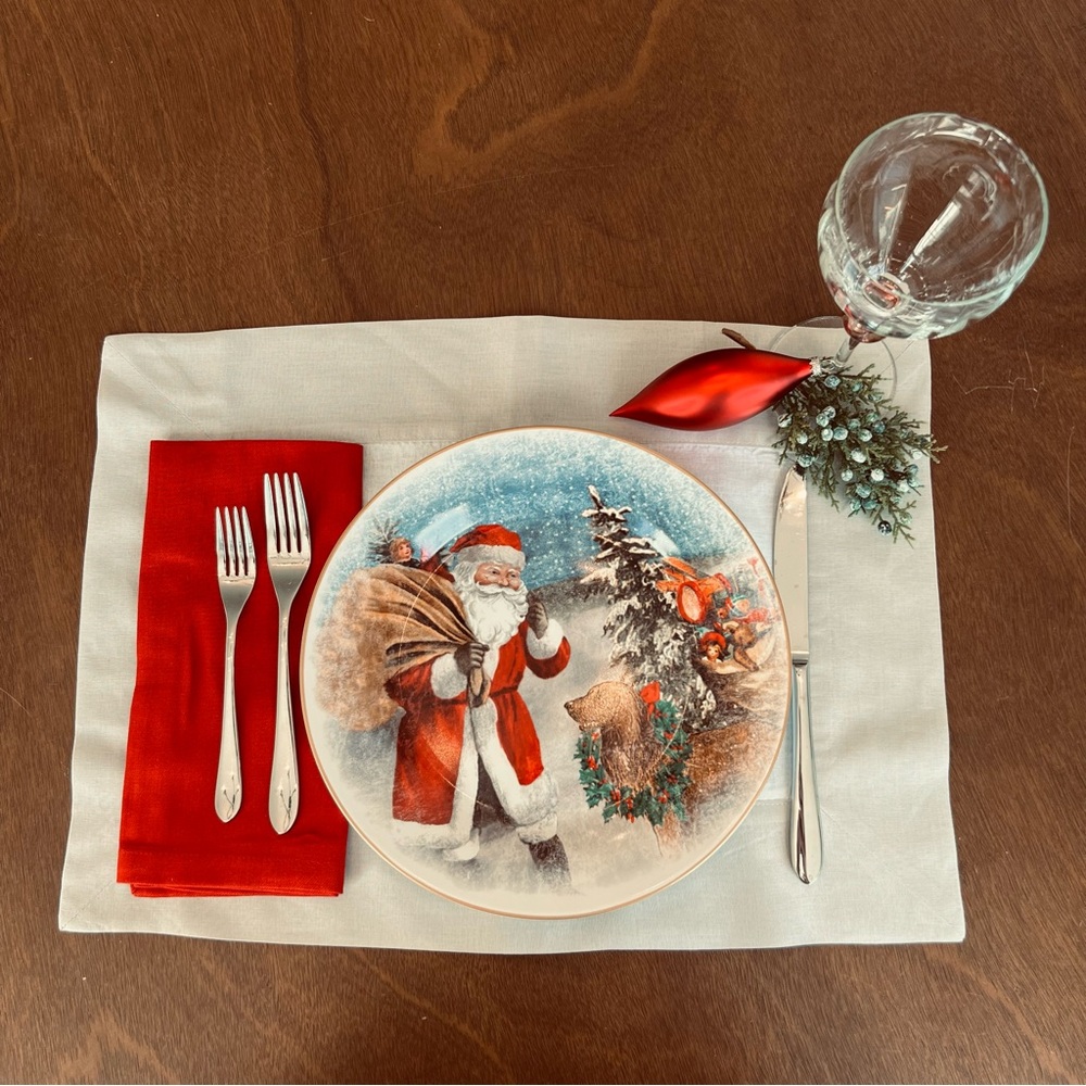 Williams-Sonoma Linen Cotton Blend White Placemats with Tan Border Set Of 10